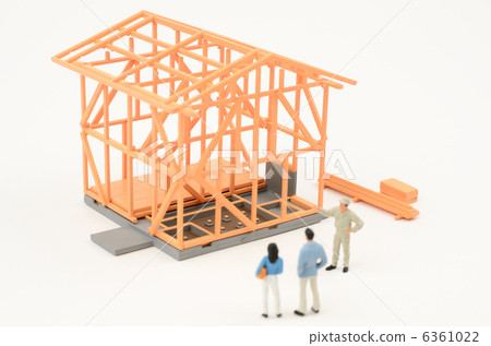 House under construction 6361022