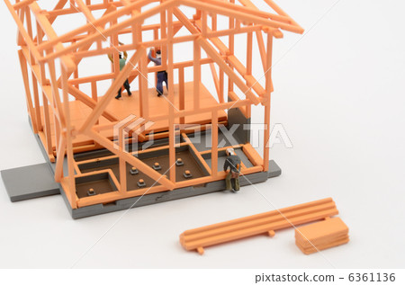 房子正在建設中 6361136