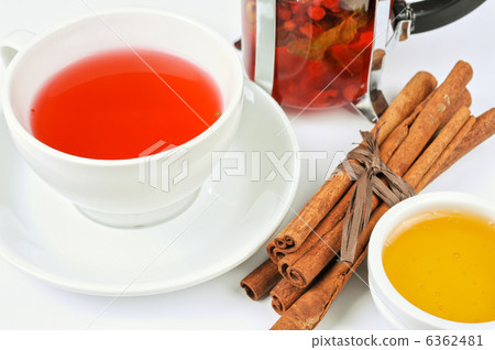berries tea berries tea 6362481