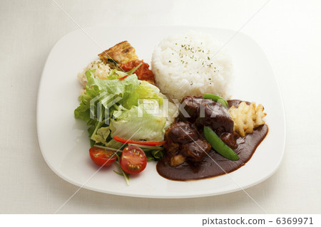 燉牛肉 牛肉 配菜 6369971