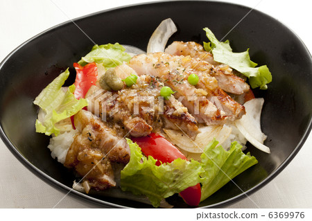 豬肉飯碗 午餐 午飯 6369976