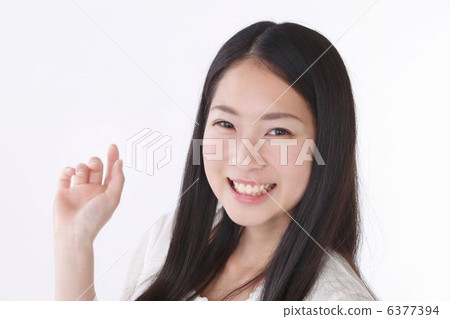 欣喜的女人 6377394