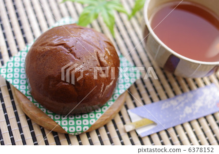 Many brown sugar Many brown sugar 6378152