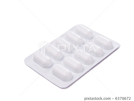 Packing pills isolated 6378672
