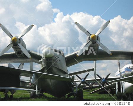 Moscow, Monino, Russia, the plane of war an a parking Moscow, Monino, Russia, the plane of war an a parking 6381348