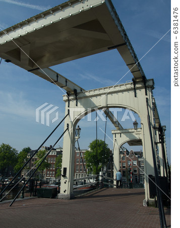 Magere的橋樑 6381476