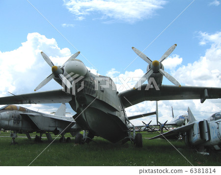 Moscow, Monino, Russia, the plane of war an a parking Moscow, Monino, Russia, the plane of war an a parking 6381814