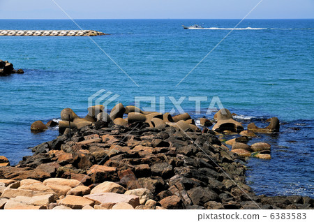 Sea of Niigata City 6383583