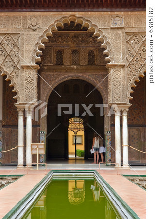 Alcazar in Sevilla 6385182