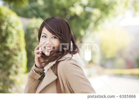 外套的女人 外套的女人 6385866