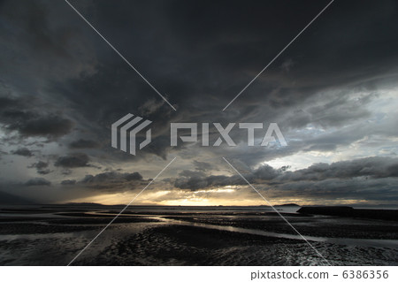 Rough clouds at the beach after the typhoon has passed 6386356