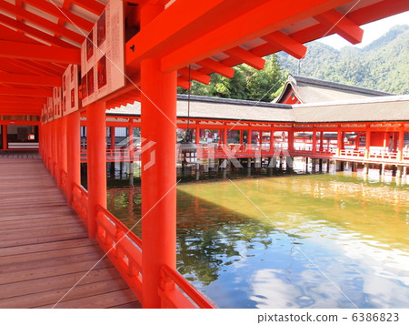 Itsukushima shrine Itsukushima shrine 6386823