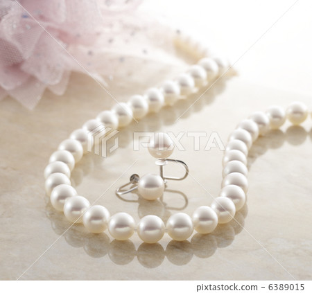 Pearl 1 6389015