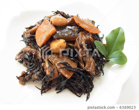 Simmered seaweed 6389023