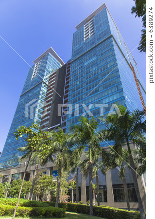 Vincome Center in Ho Chi Minh City Vincome Center in Ho Chi Minh City 6389274