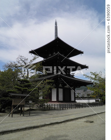 Ibarune的Horinji三塔 6390059