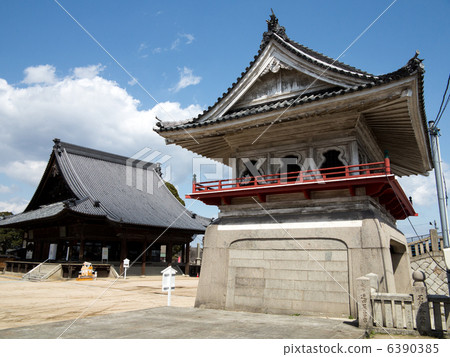 Saidaiji Kannon神社石門和正殿 6390385