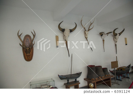 Unification Hall of Ho Chi Minh City (former presidential official residence) Unification Hall of Ho Chi Minh City (former presidential official residence) 6391124