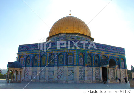 岩石圓頂 6391192