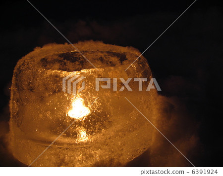 冰燭旁邊 6391924