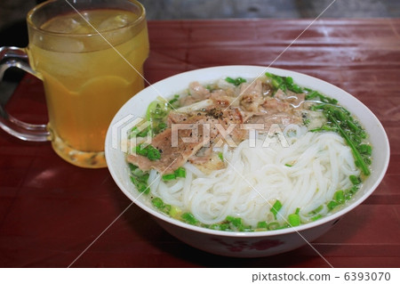 Vietnamese cuisine 6393070