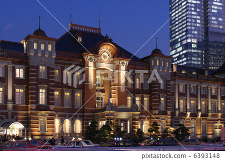 Tokyo station Marunouchi central mouth night view Tokyo station Marunouchi central mouth night view 6393148