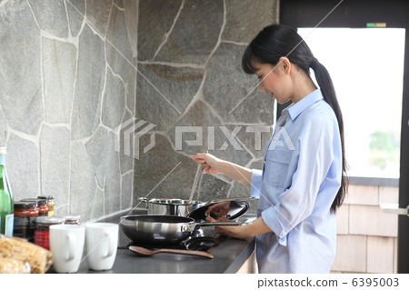 人 女生 女孩 6395003