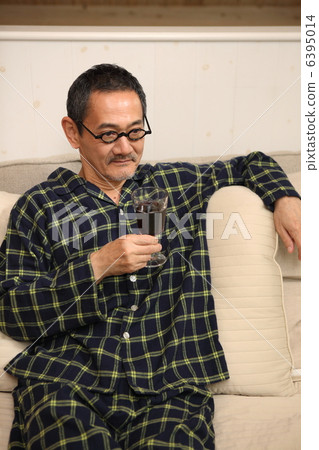 red wine, male, man 6395014