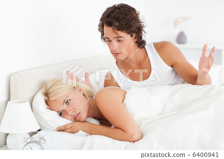 Handsome man arguing with his fiance Handsome man arguing with his fiance 6400941