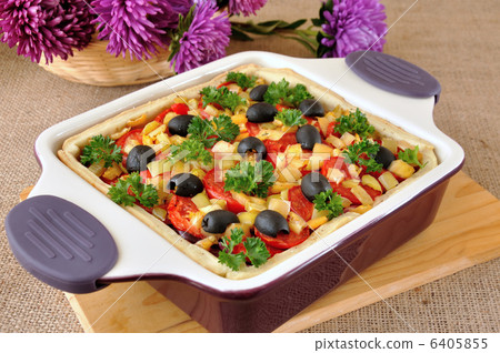vegetable tart in a cauldron vegetable tart in a cauldron 6405855