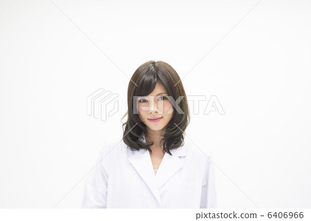 Beautiful women doctor 6406966