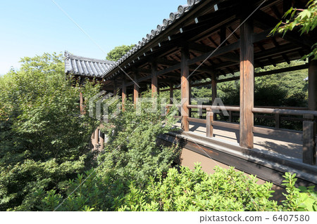 Tonenbashi of Tofukuji 6407580