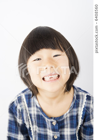 我的寶寶牙齒都沒了。 我的寶寶牙齒都沒了。 6408560