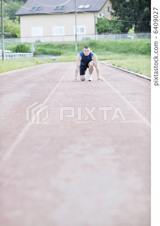 young athlete on start 6409027