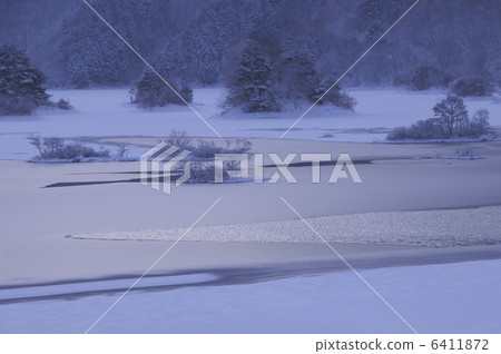 秋元湖的早晨 秋元湖的早晨 6411872