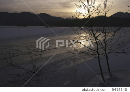 Morning of Onogawa Lake 6412140