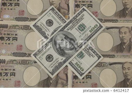 20 dollar bills 100 dollar bills and 10,000 yen notes 6412417
