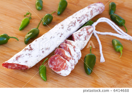 Spanish fuet sausages with green peppers 6414688