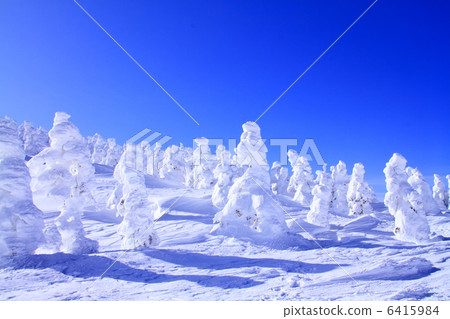Zao's ice crystal 6415984