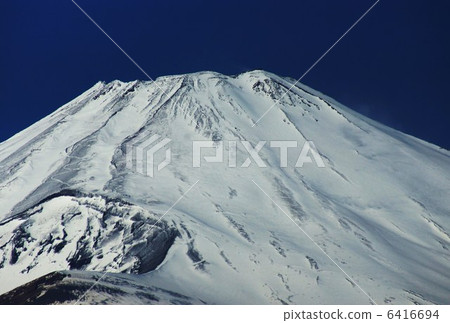 Background material · 2013 New Year's Day sky blue and Mt. Fuji up · Horizontal position postcard ratio 6416694