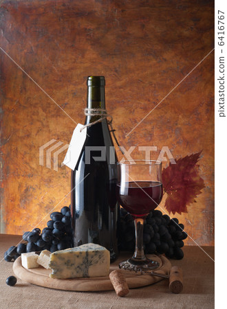 Red wine Red wine 6416767