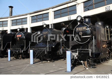 steam locomotive  6416921