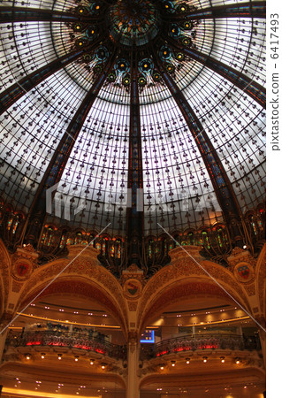 Gallery Lafayette 6417493