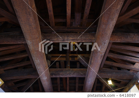 國寶內部的松本城堡(Tenrior 6樓頂部的天花板) 國寶內部的松本城堡(Tenrior 6樓頂部的天花板) 6418097