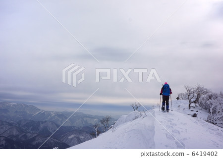 雪鞋攀岩 雪鞋攀岩 6419402