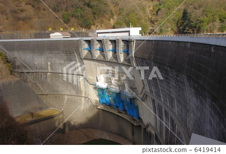 Amagase Dam 6419414