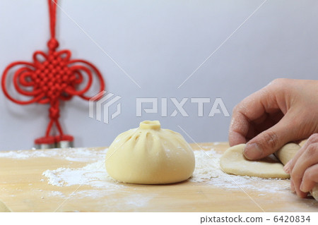 做肉包子的形象手工肉包子 做肉包子的形象手工肉包子 6420834