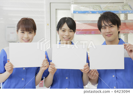 便利店店員 6423094