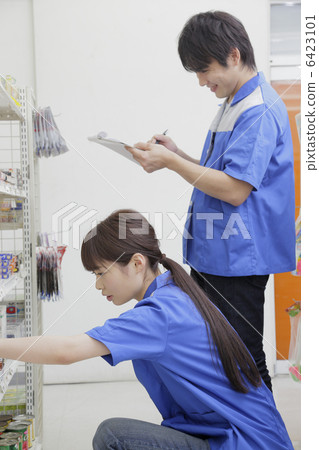 便利店店員 便利店店員 6423101