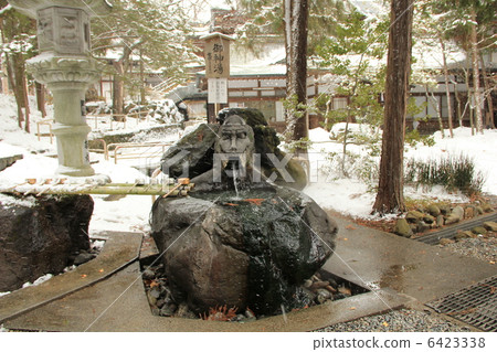 加壓熱水 6423338